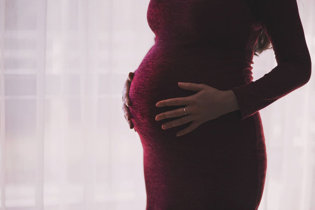 Rêver de sa mère enceinte : Quelles significations ?